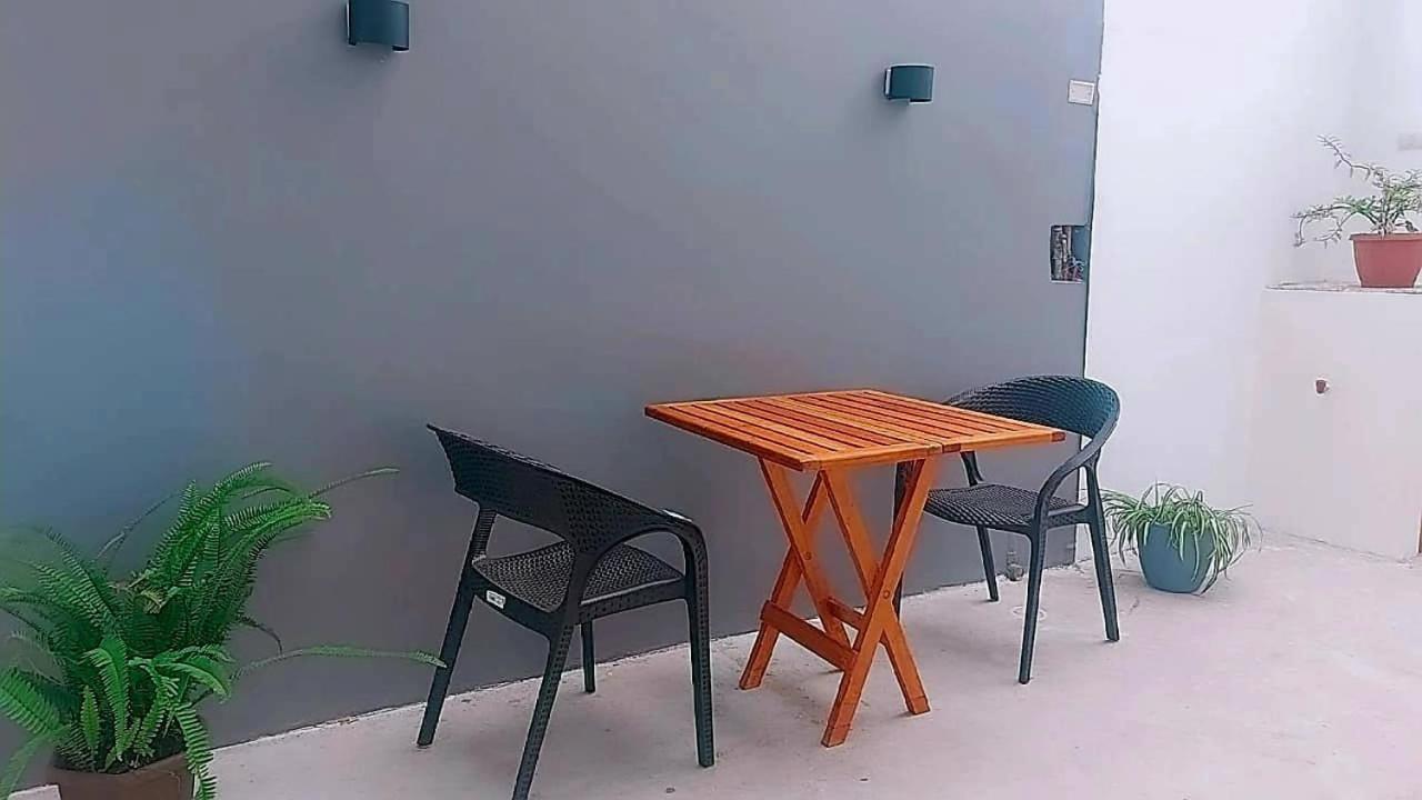 Suite Amoblada En Santa Cruz Puerto Ayora  Buitenkant foto