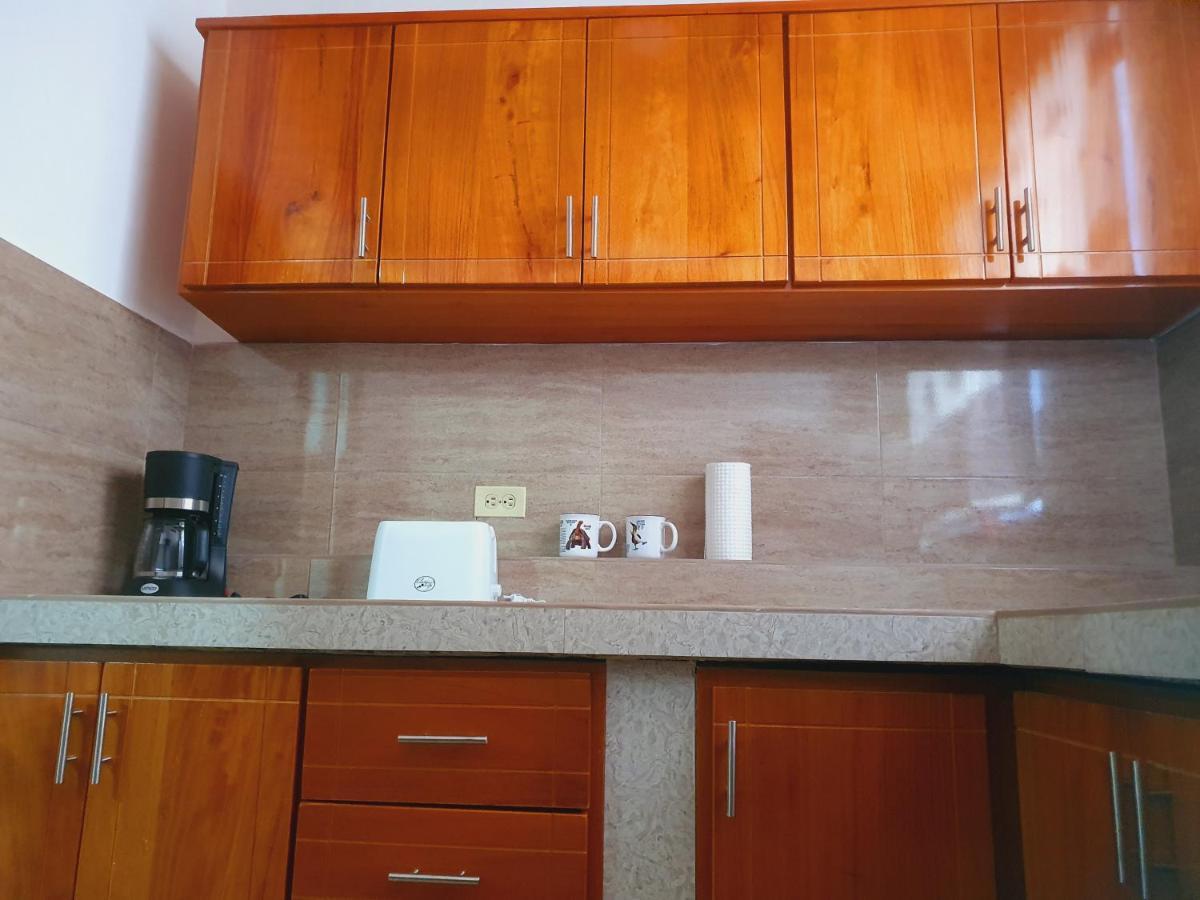 Suite Amoblada En Santa Cruz Puerto Ayora  Buitenkant foto